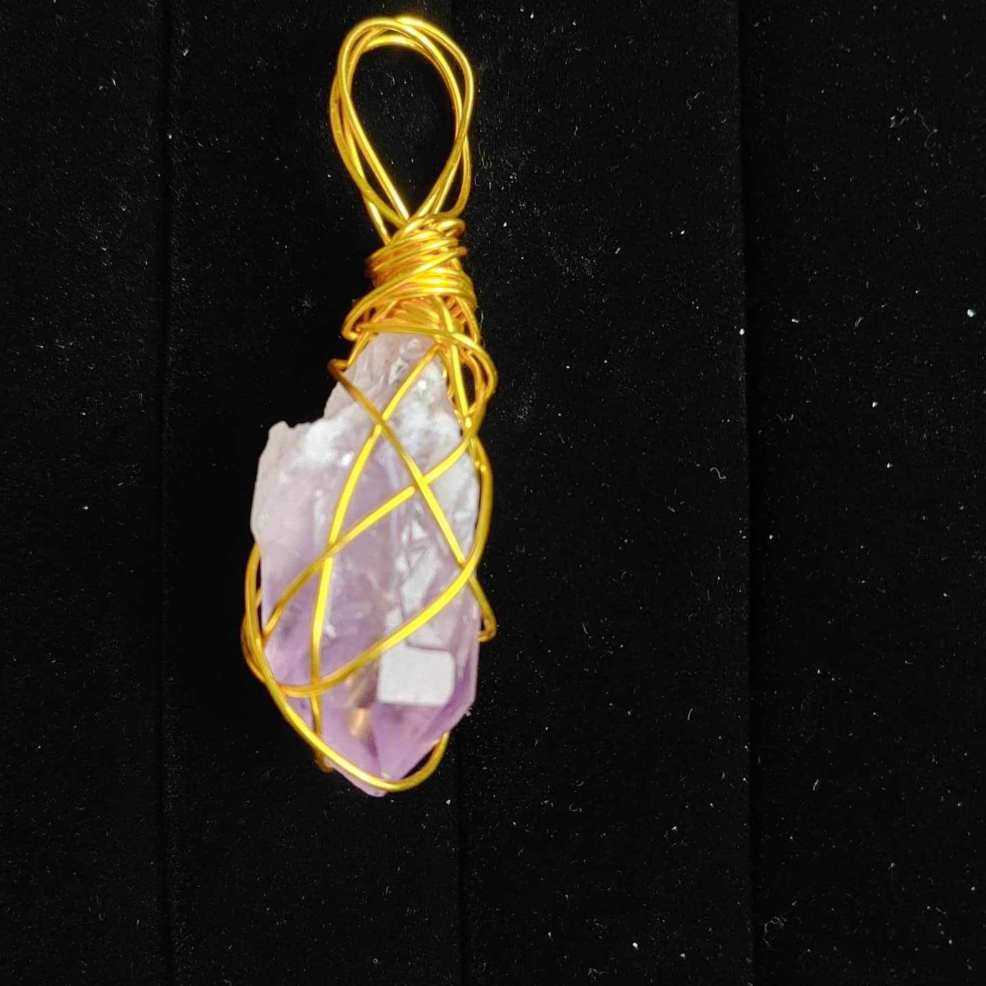 Crystal Wrap Pendant (Criss Cross Pattern)