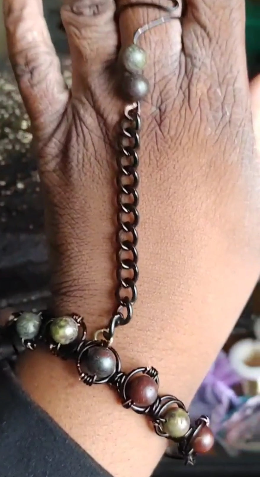 How to Make a Bracelet With Fishing Line